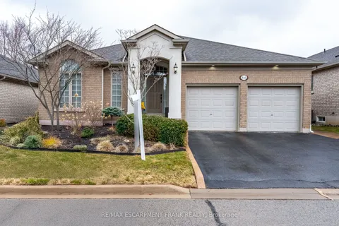 345 Southcote Road, Hamilton, ON L9G 5C4