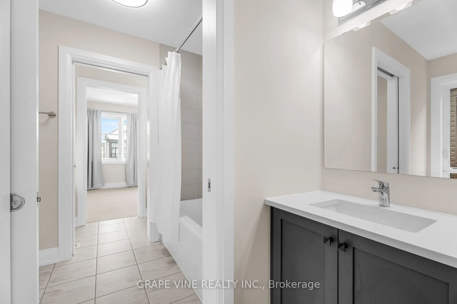 61 Adrift Street, Manotick - Kars - Rideau Twp and Area, ON K4M 0E1