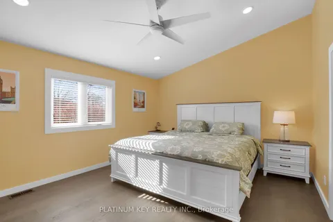 71 Clara Crescent, Chatham-Kent, ON N7M 0R8