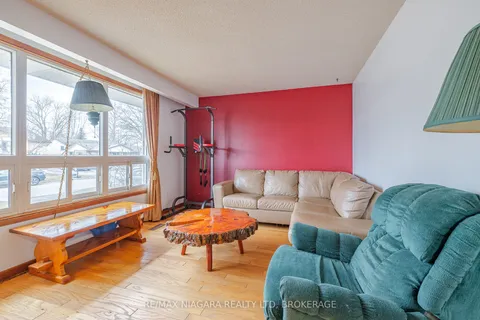 8420 Lamont Avenue, Niagara Falls, ON L2G 6V8