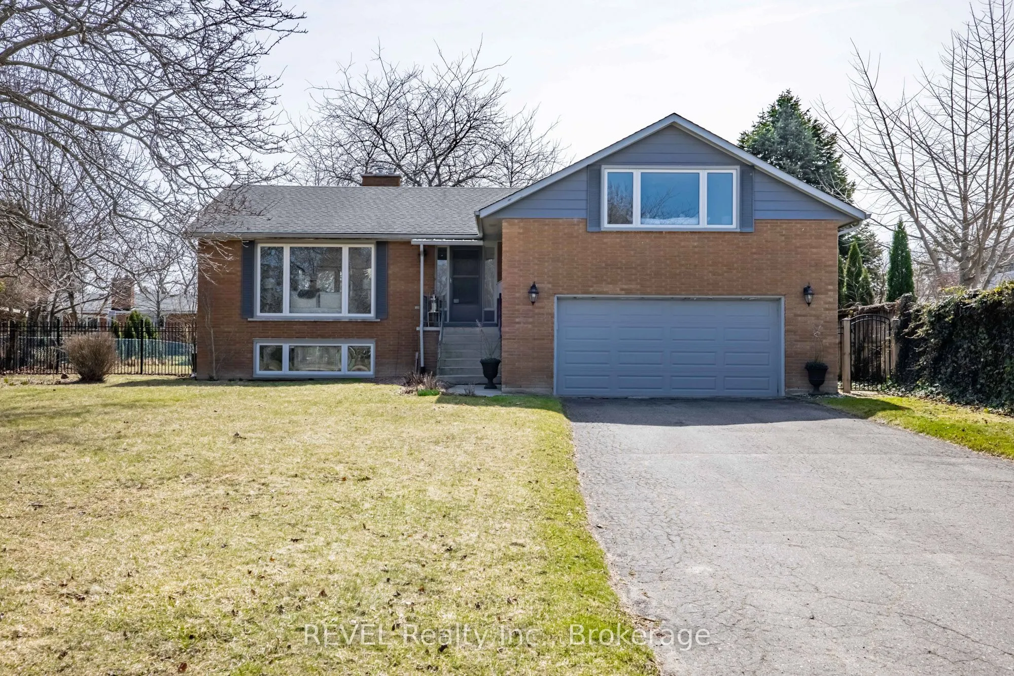 1 TOTTENHAM Court, Niagara-on-the-Lake, ON L0S 1J0