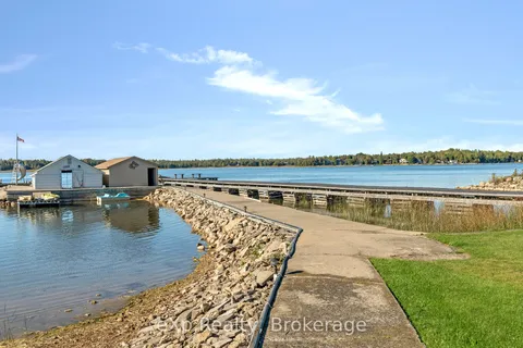 850 PIKE BAY Road, Northern Bruce Peninsula, ON N0H 2T0