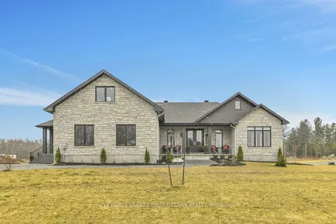 1684 Trizisky Street, North Dundas, ON K0E 1S0