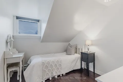 1578 Brock Road, Hamilton, ON L9H 5E4