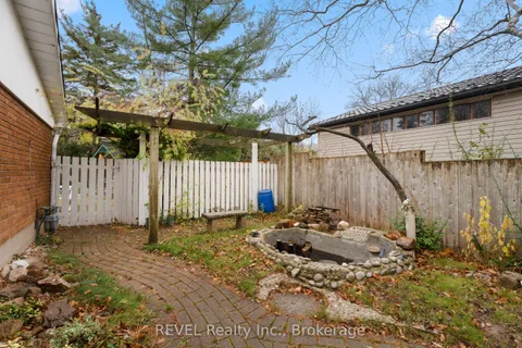 17 Partition Street, Niagara-on-the-Lake, ON L0S 1L0
