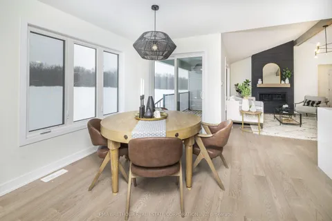 252 Trudeau Crescent, Russell, ON K4R 1E5