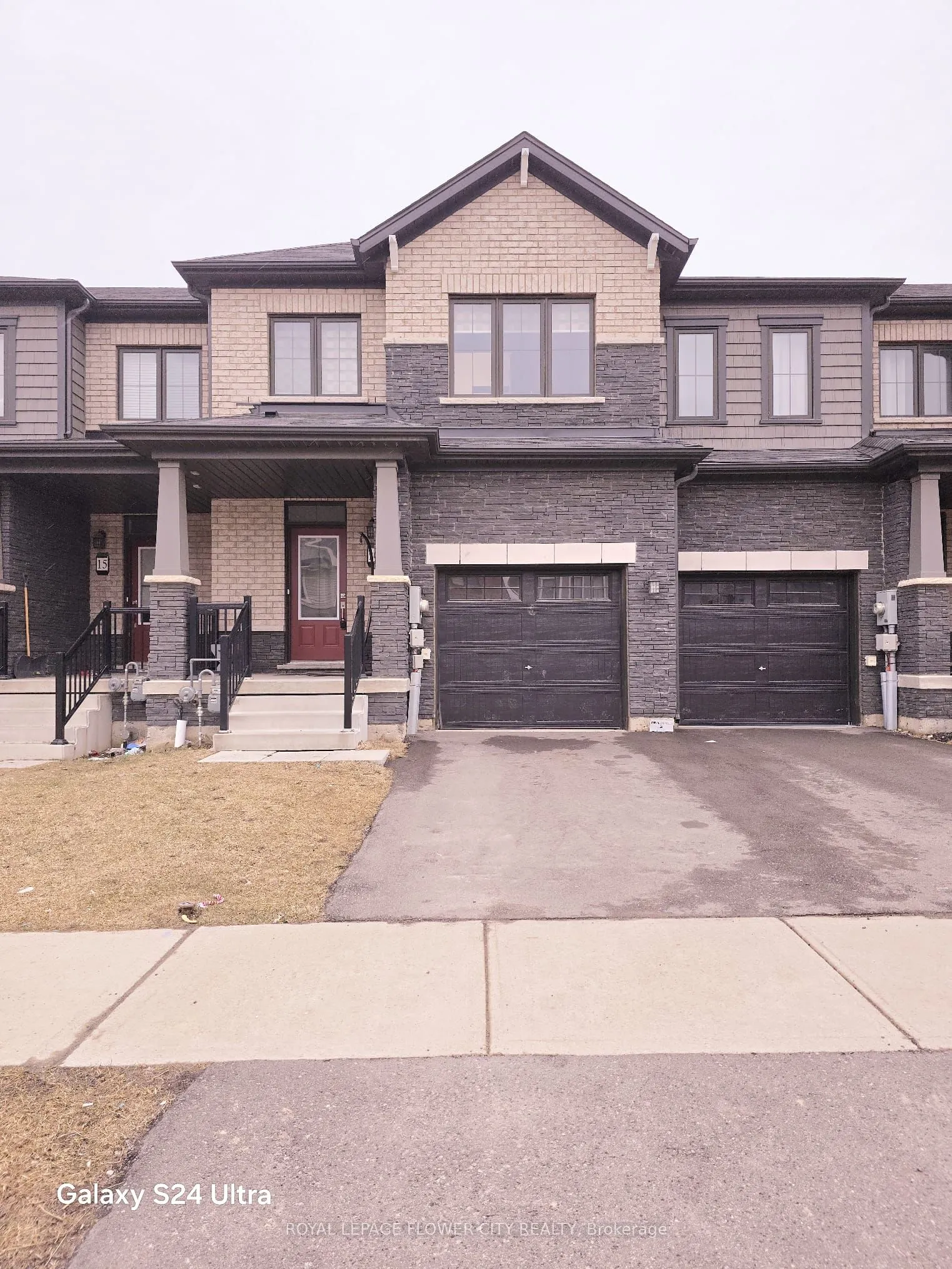 17 Amos Avenue, Brantford, ON N3T 0V4