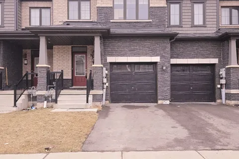 17 Amos Avenue, Brantford, ON N3T 0V4
