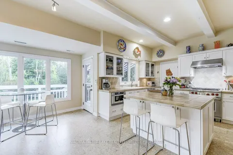 12 CENTRE Street, Niagara-on-the-Lake, ON L0S 1J0