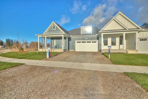 594 Seneca Drive, Fort Erie, ON L2A 0G7