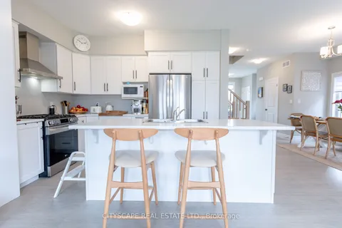68 Davidson Drive, Stratford, ON N5A 0J5