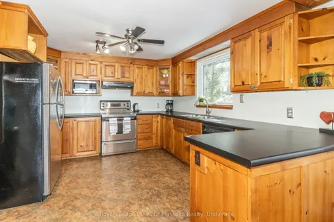 1378-3 Three Mile Lake Road, Muskoka Lakes, ON P0B 1M0