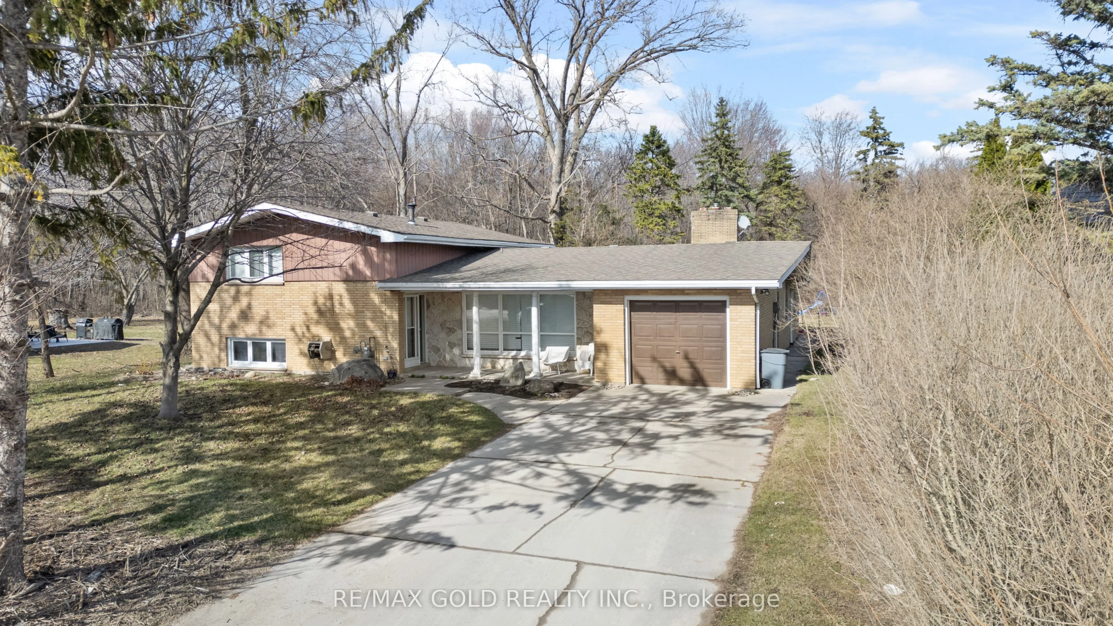 5094 COUNTY RD 46 Road, Tecumseh, ON N0R 1K0