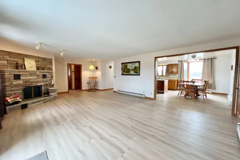 3460 Shannonville Road, Tyendinaga, ON K0K 2Y0