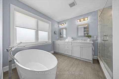 724 McManus Avenue, Manotick - Kars - Rideau Twp and Area, ON K4M 0B2