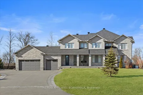 724 McManus Avenue, Manotick - Kars - Rideau Twp and Area, ON K4M 0B2