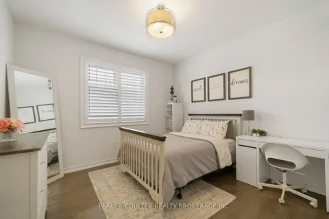 745 Gilmour Crescent, Shelburne, ON L9V 3X3