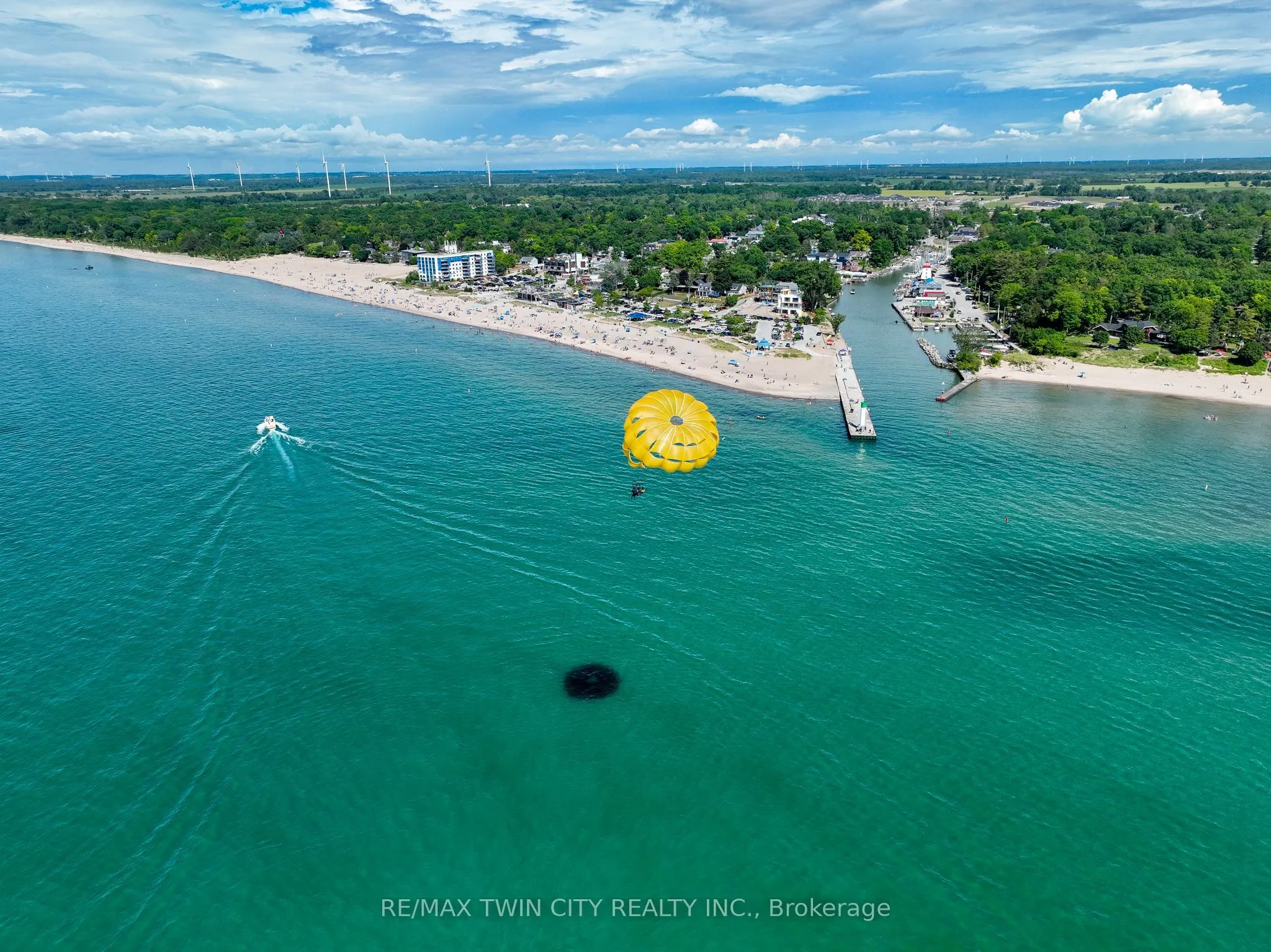 55 Centre Street, Lambton Shores, ON N0M 1T0