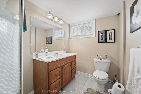 160 ELGIN Street, Thorold, ON L2V 3C2