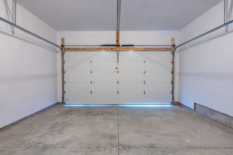 313 Mullighan Gardens, ON K9K 0G3
