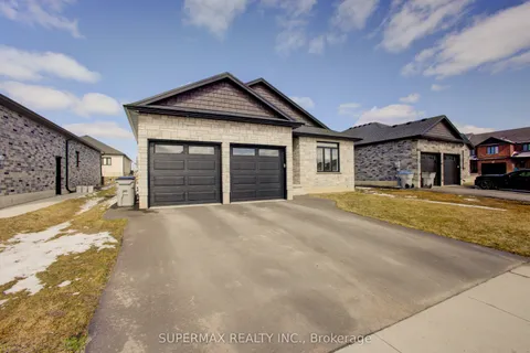 1025 Evans Street, North Perth, ON N4W 0J9