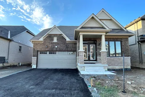 6 EXPLORER Way, Thorold, ON L2N 1E5