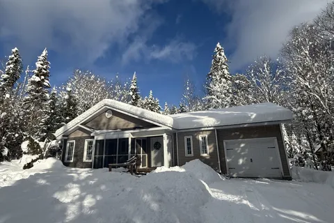 149 Balsam Chutes Road, Huntsville, ON P0B 1L0