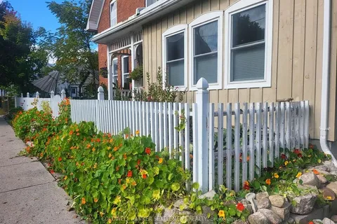 6 Spring Street, Westport, ON K0G 1X0