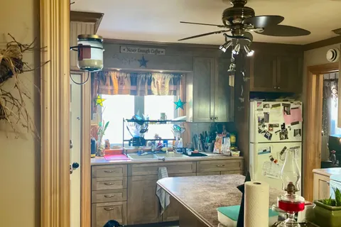 169 Bonnechere Street, ON K0J 1T0