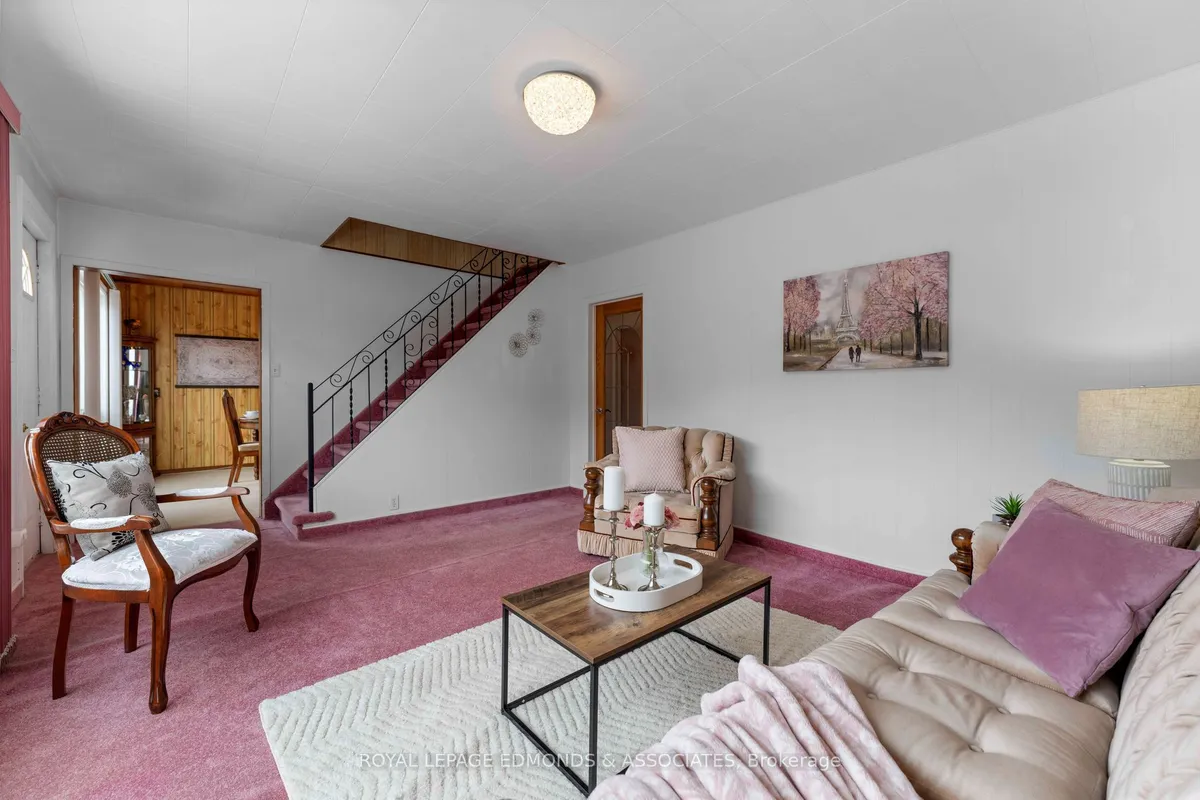 3433 Round Lake Road, ON K0J 2A0