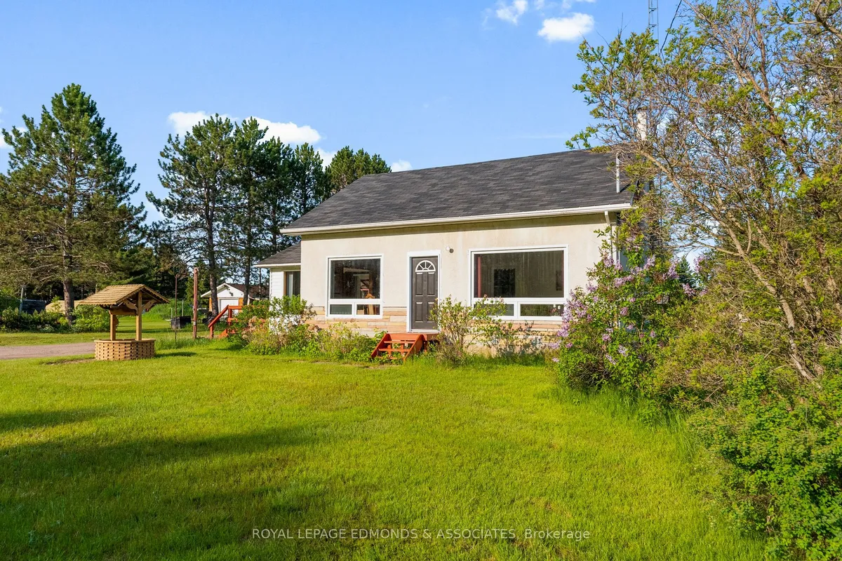 3433 Round Lake Road, ON K0J 2A0