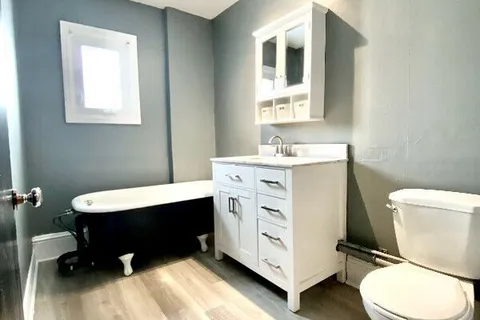 31 & 33 Everett Street, Belleville, ON K8P 3K1