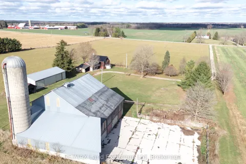 39831 Reid Road, North Huron, ON N0G 2W0