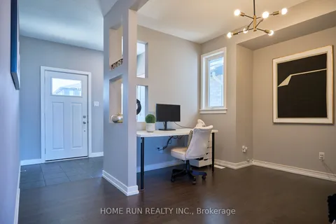 212 Condado Crescent, Kanata, ON K2V 0P3