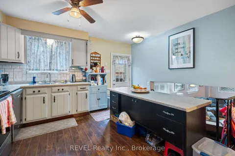 16 Dodds Court, Fort Erie, ON L2A 5Z2