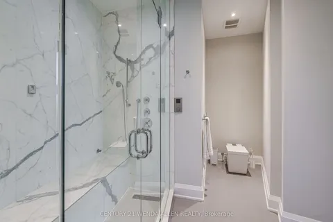 125 Craigmore Crescent, Blue Mountains, ON L9Y 0N6