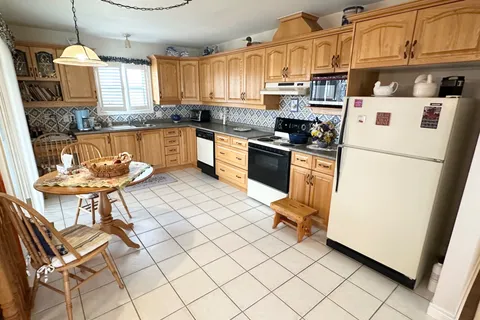 20 Dormer Road, Kawartha Lakes, ON K9V 6H8