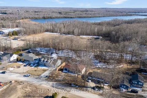 632 Bannister Drive, South Bruce Peninsula, ON N0H 2G0