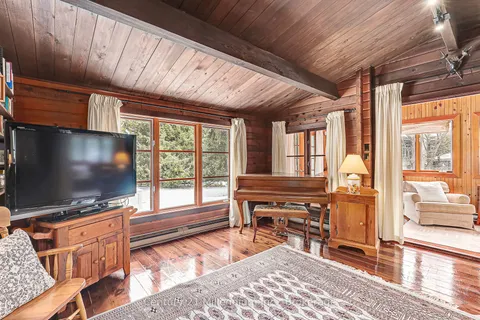 150 St Moritz Crescent, Blue Mountains, ON L9Y 0S6