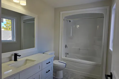 191 Queen Street, North Perth, ON N0G 1B0