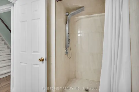 3303 Jinnies Way, London, ON N6L 0B8