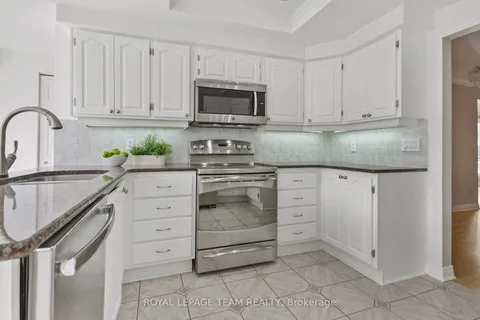 1916 Kingsdale Avenue, Blossom Park - Airport and Area, ON K1T 1J1