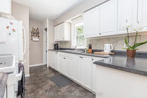 1643 Eagle Lake Road, Machar, ON P0A 1X0