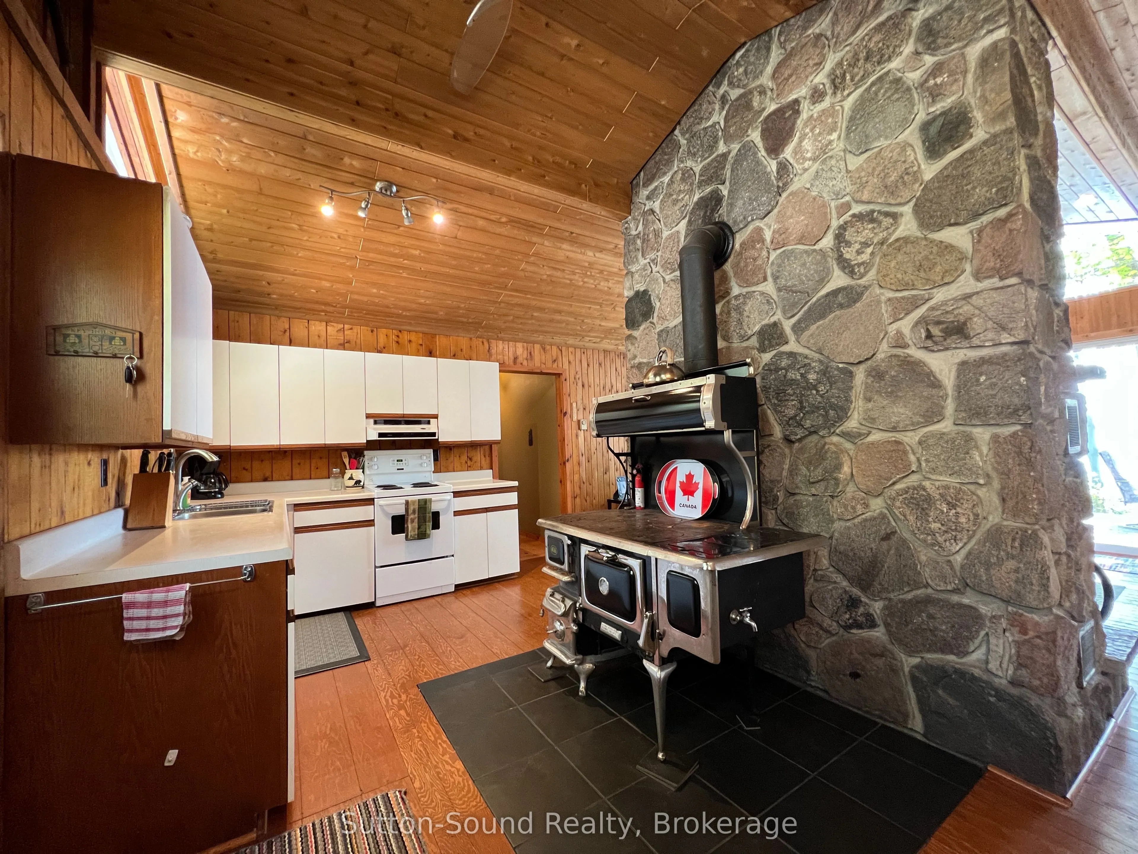 270 Barney's Boulevard, Northern Bruce Peninsula, ON N0H 1W0