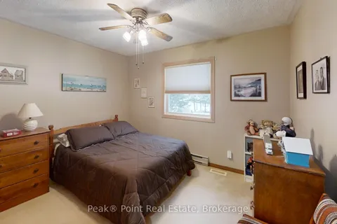 31 Dorena Crescent, South Bruce Peninsula, ON N0H 2G0