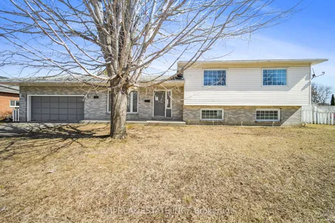 1 Scott Crescent, Perth, ON K7H 3J2