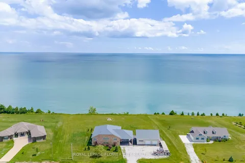 4750 Talbot Trail, Chatham-Kent, ON N0P 1W0