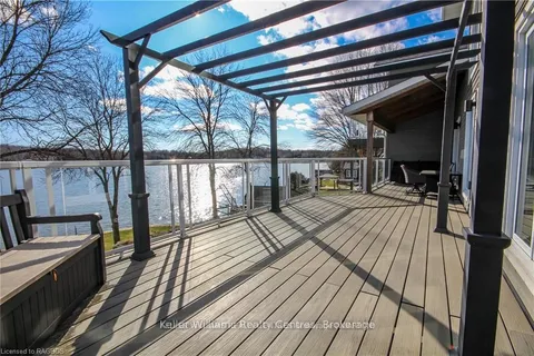 74 NORTH SHORE Road, Northern Bruce Peninsula, ON N0H 1W0