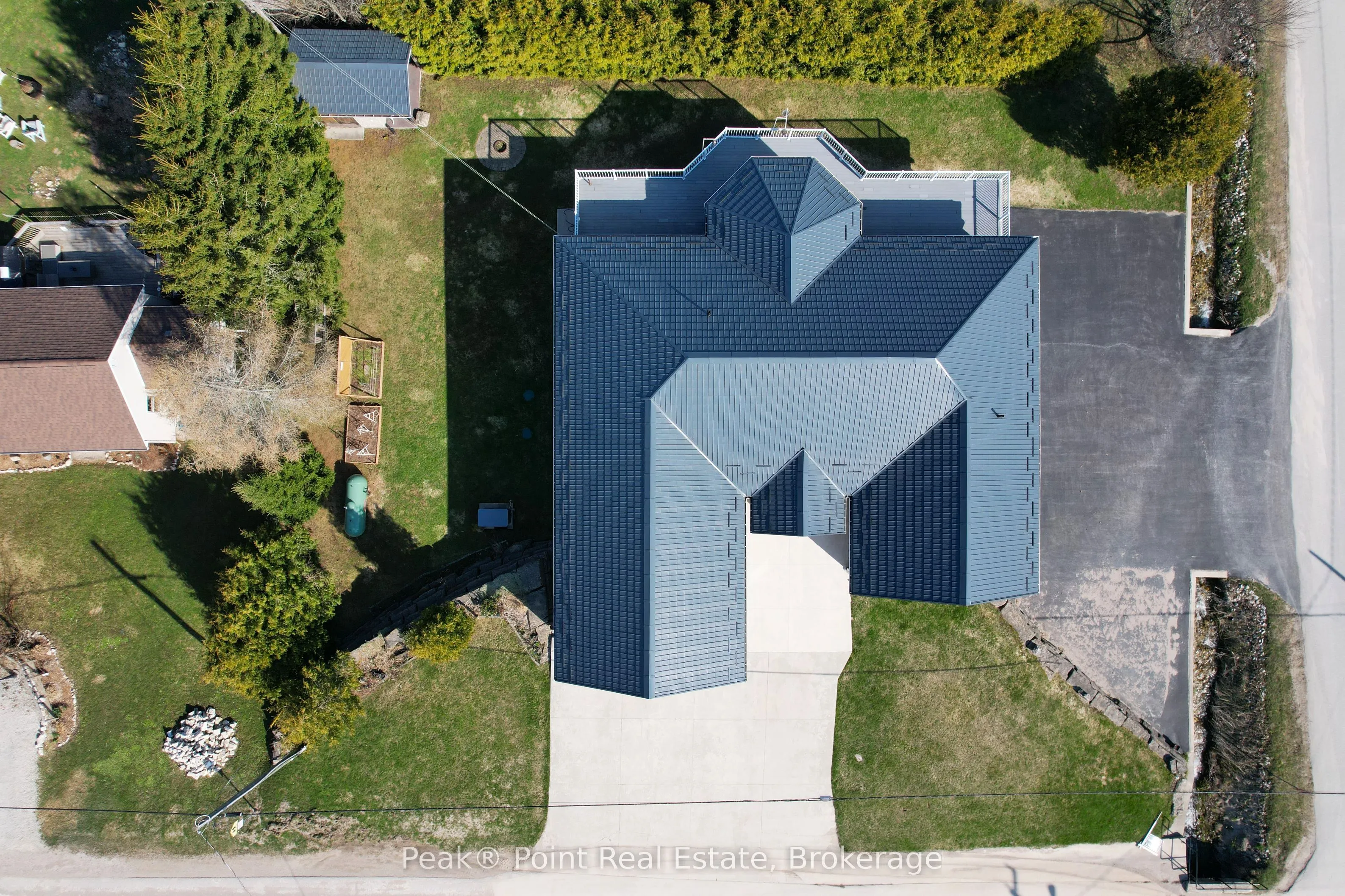 20 Moore Street, Northern Bruce Peninsula, ON N0H 1W0