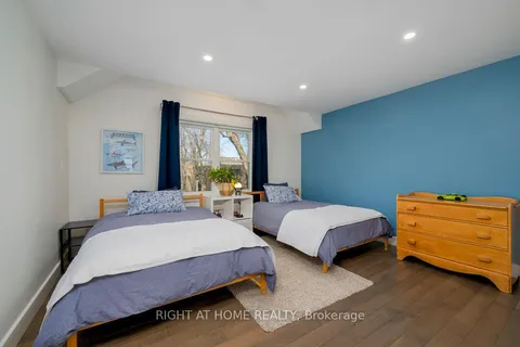 2854 Haughton Avenue, Britannia - Lincoln Heights and Area, ON K2B 6Z3